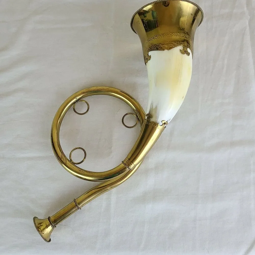 VINTAGE French Fox Hunting Blowing‎ Horn Cow Steer Bovine Bull Brass Finger Hold